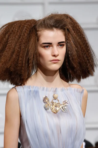 Look 97